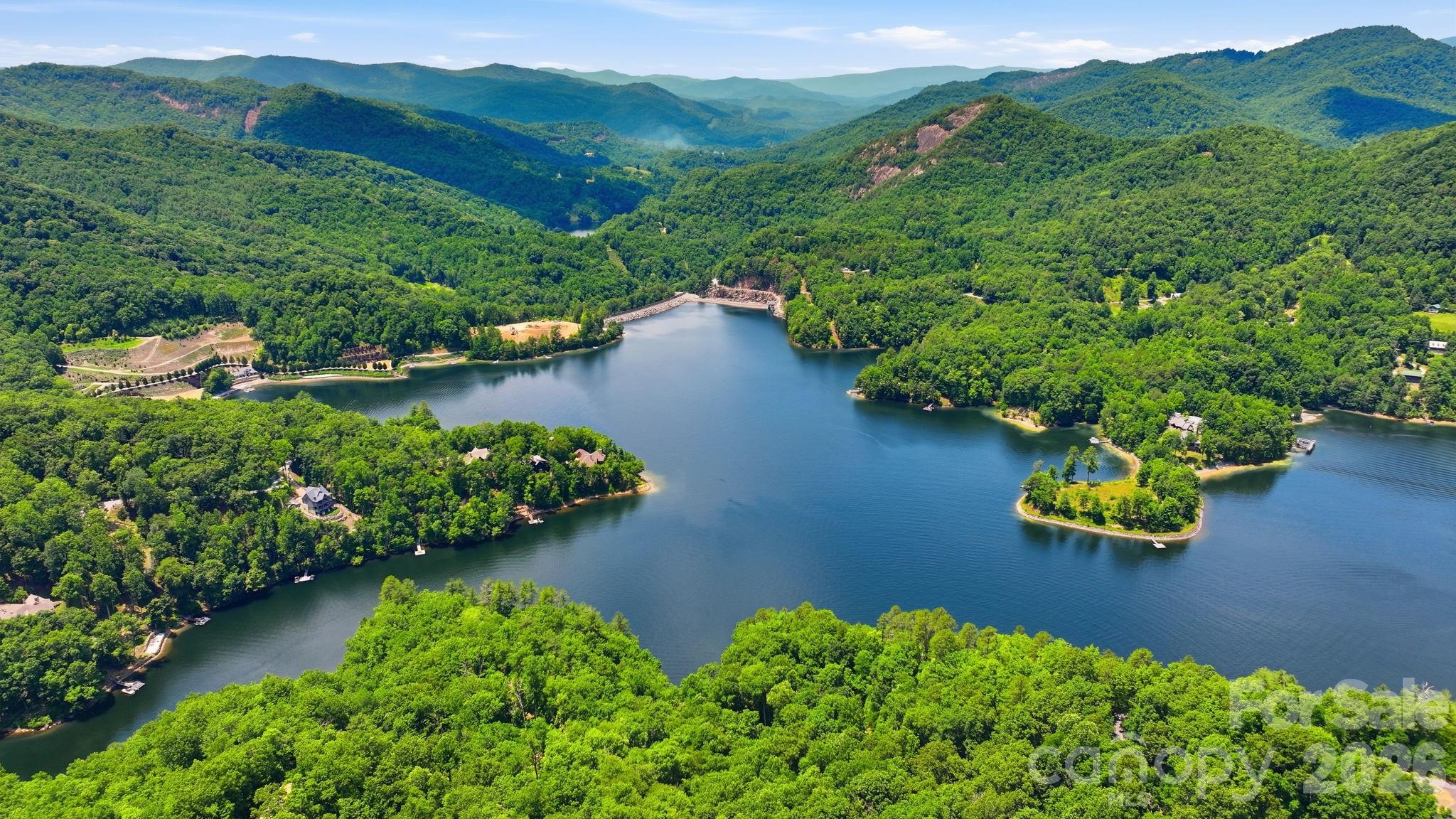 185 Songcatcher Court — Tuckasegee