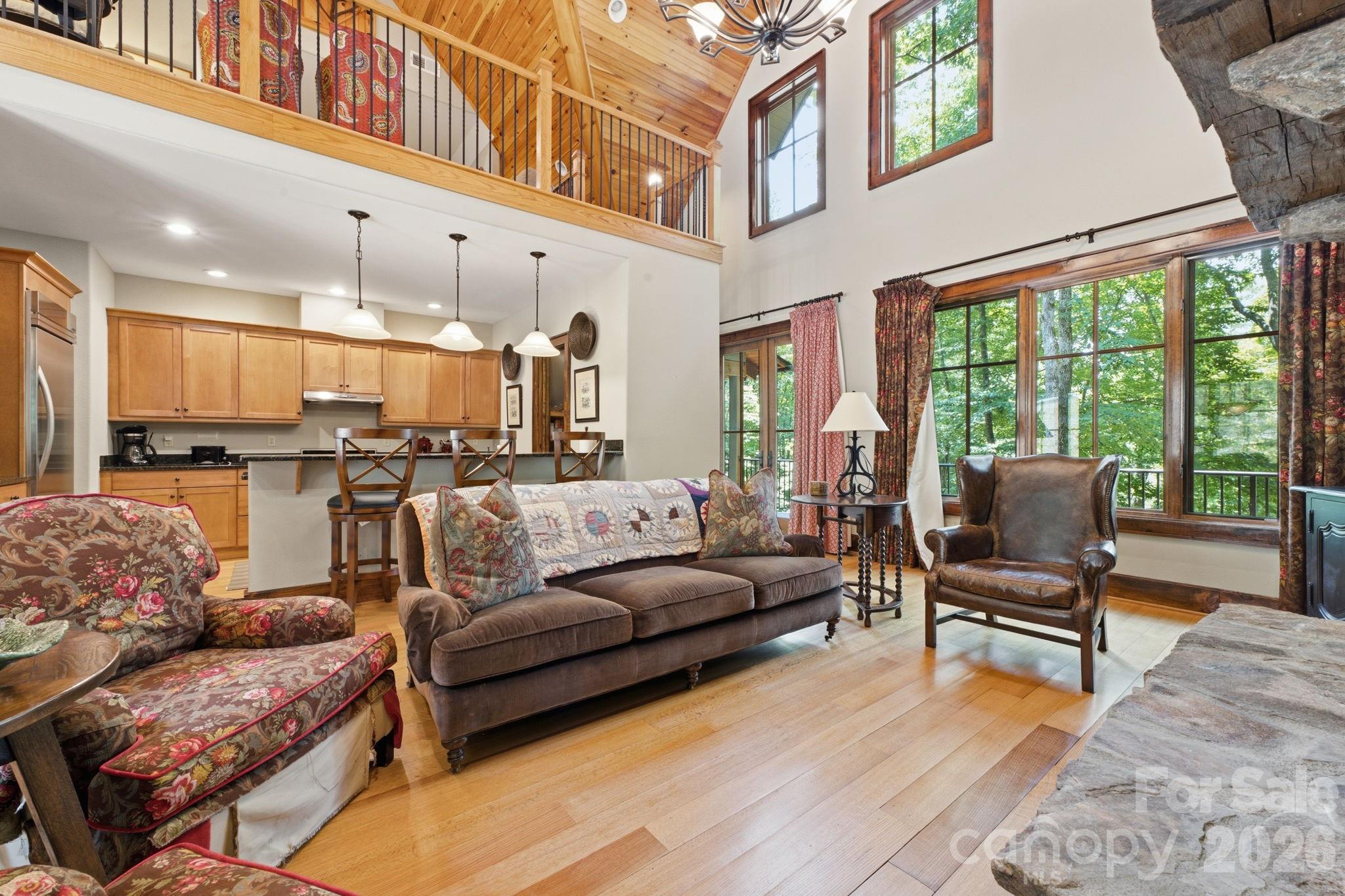 185 Songcatcher Court — Tuckasegee