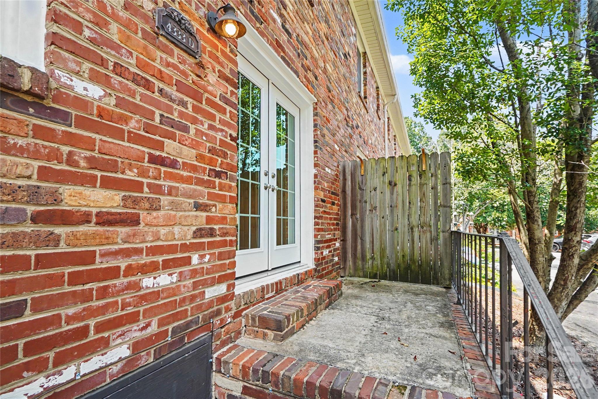 4333 Hathaway Street — Charlotte