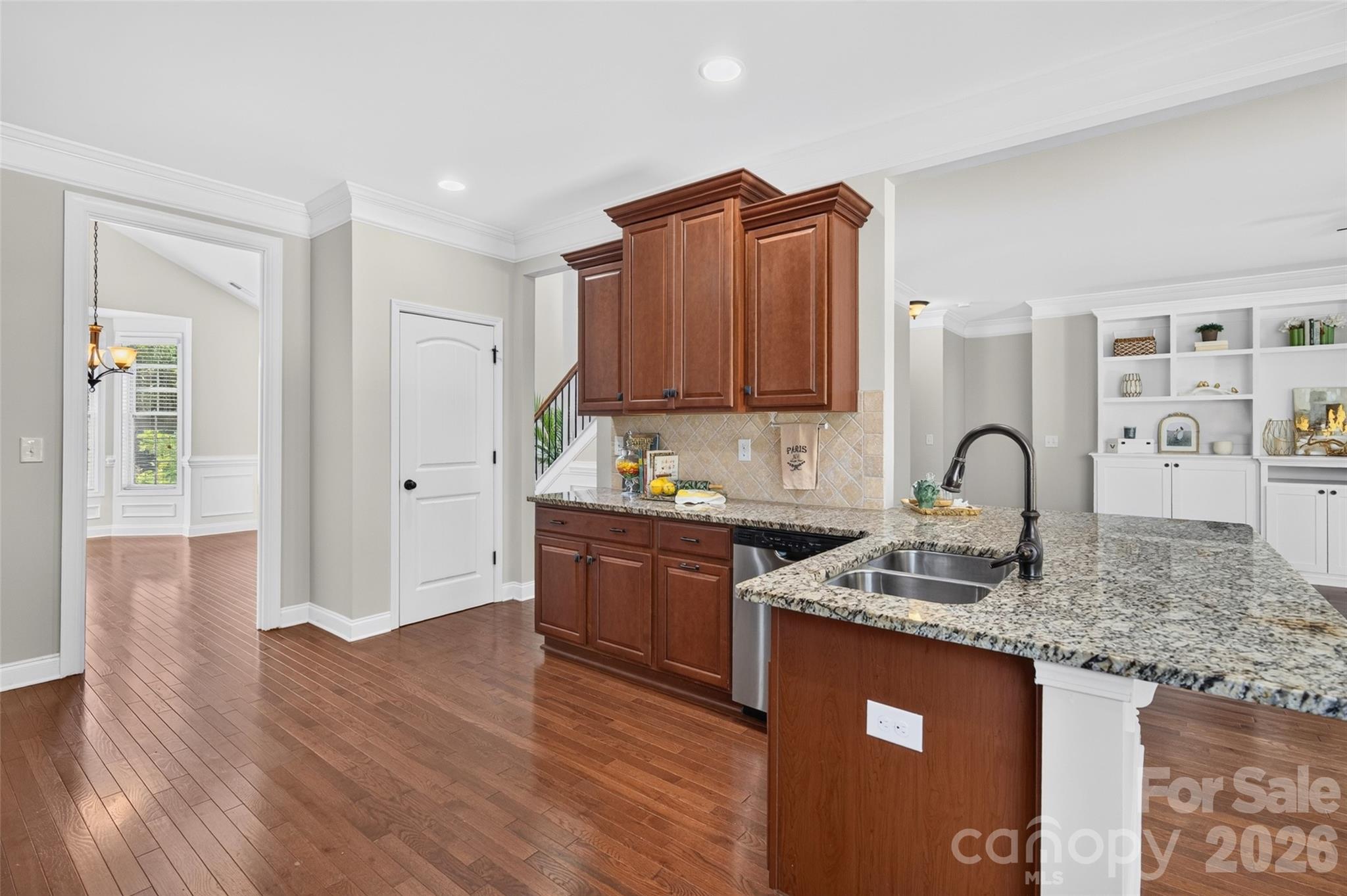 6405 Alba Rose Lane — Huntersville