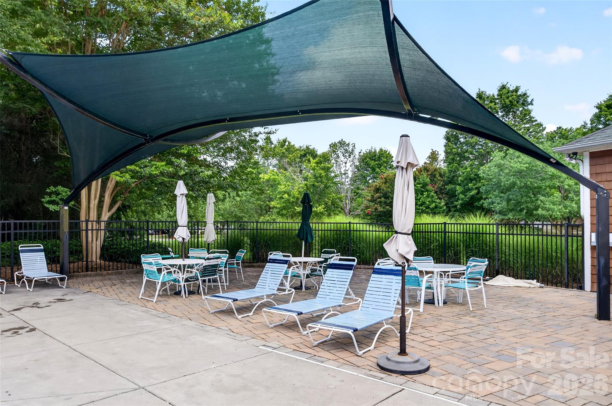 6405 Alba Rose Lane — Huntersville