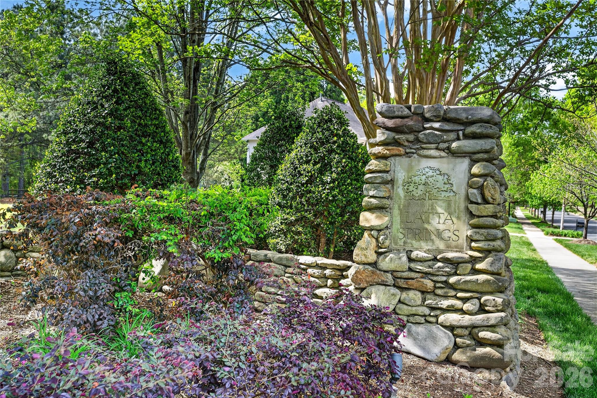 6405 Alba Rose Lane — Huntersville