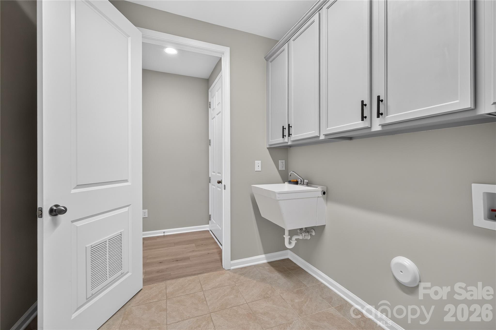 7917 Creek Park Drive — Denver