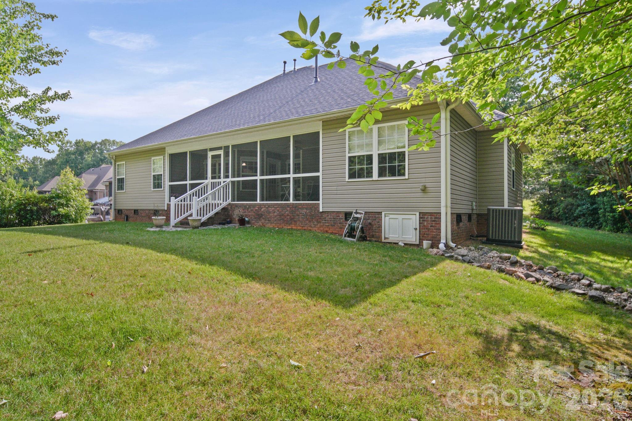 1042 Marguerite Drive — Lowell