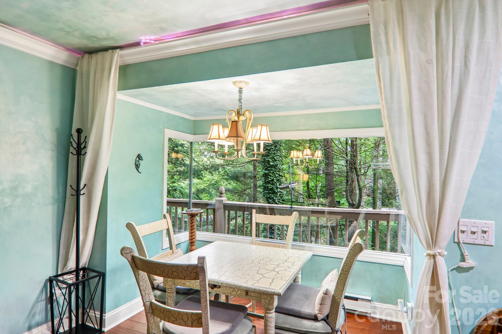 21 Christy Lane — Maggie Valley