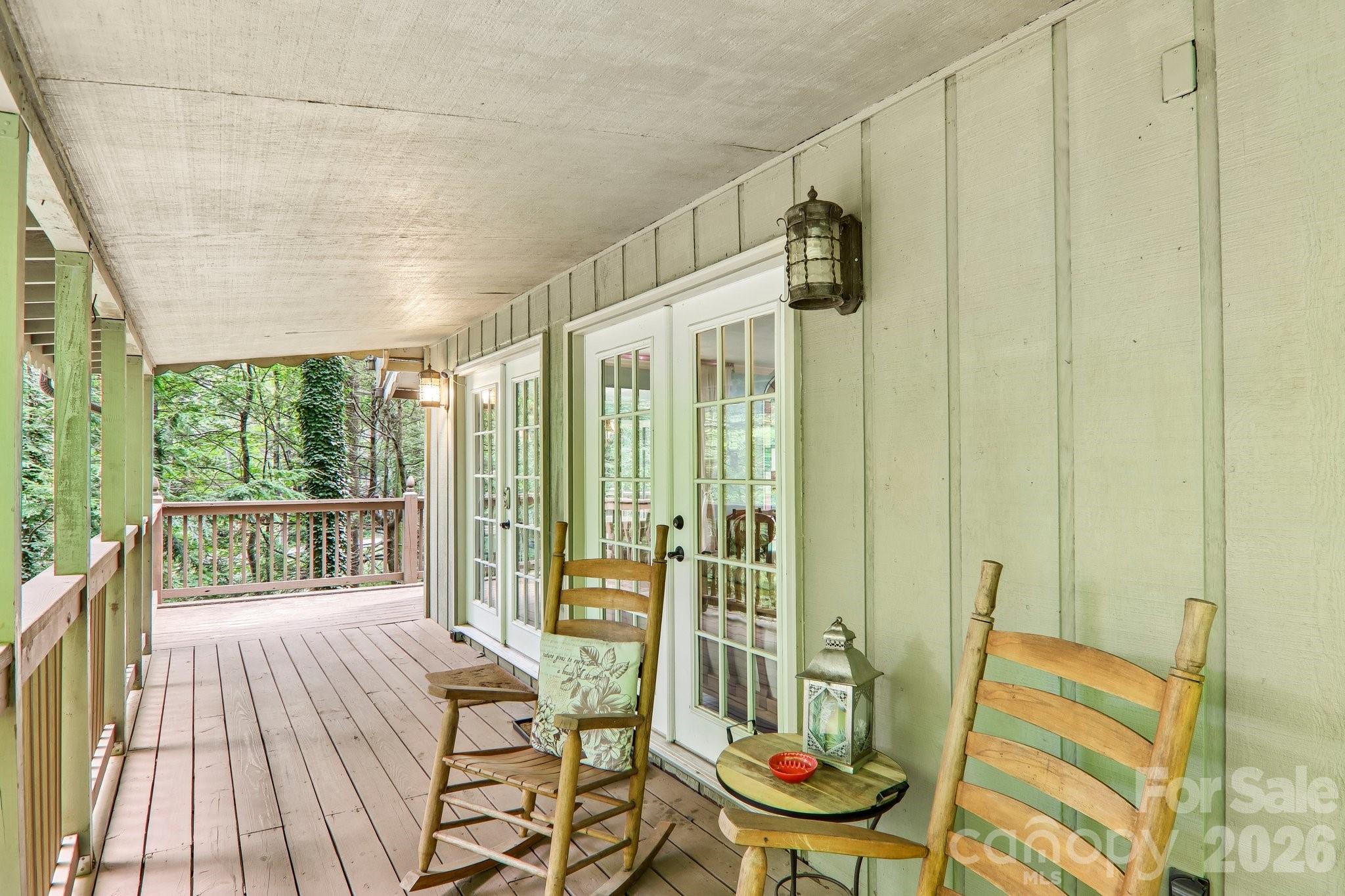 21 Christy Lane — Maggie Valley