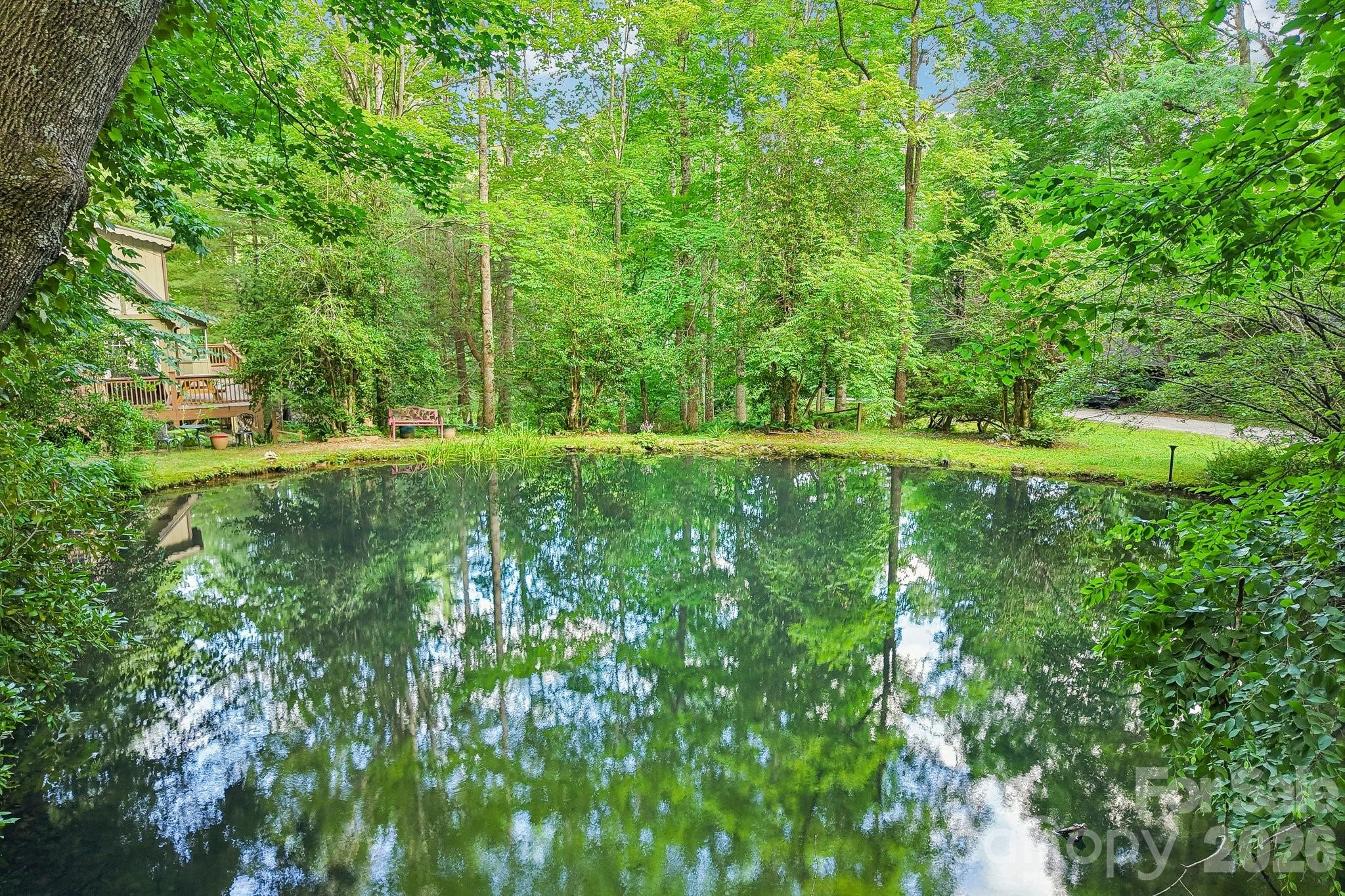 21 Christy Lane — Maggie Valley