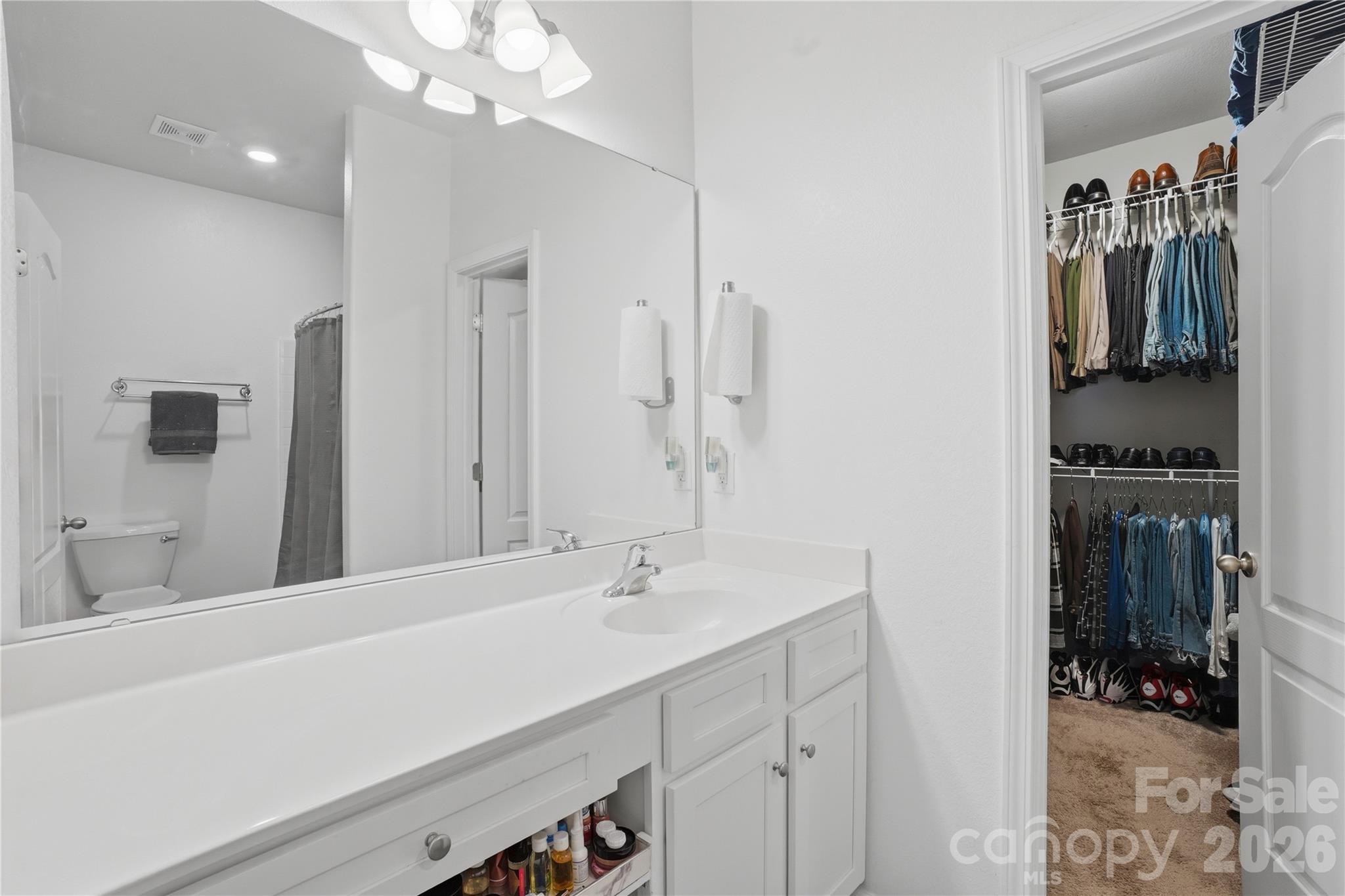 5221 Upton Place — Charlotte