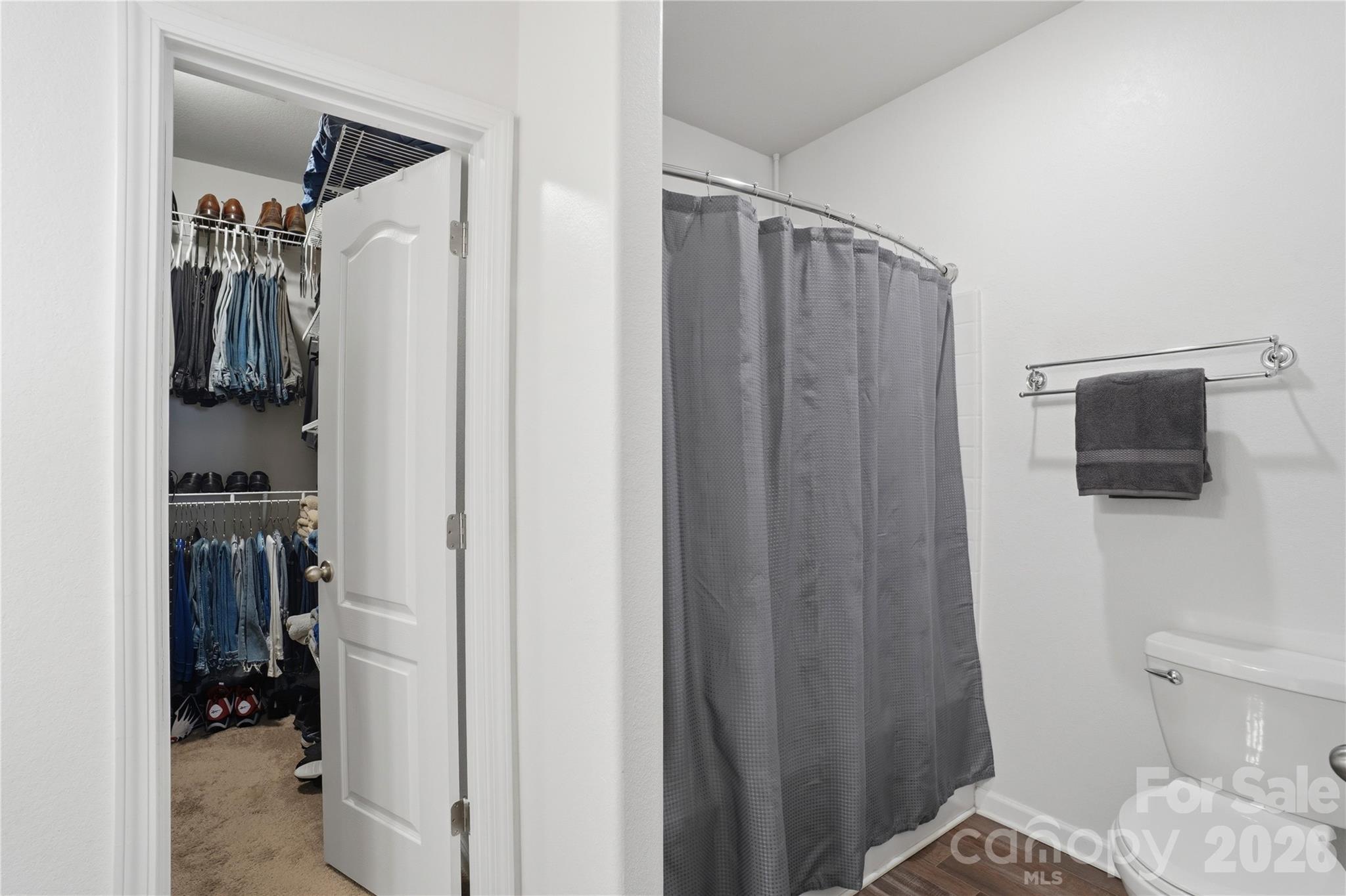 5221 Upton Place — Charlotte