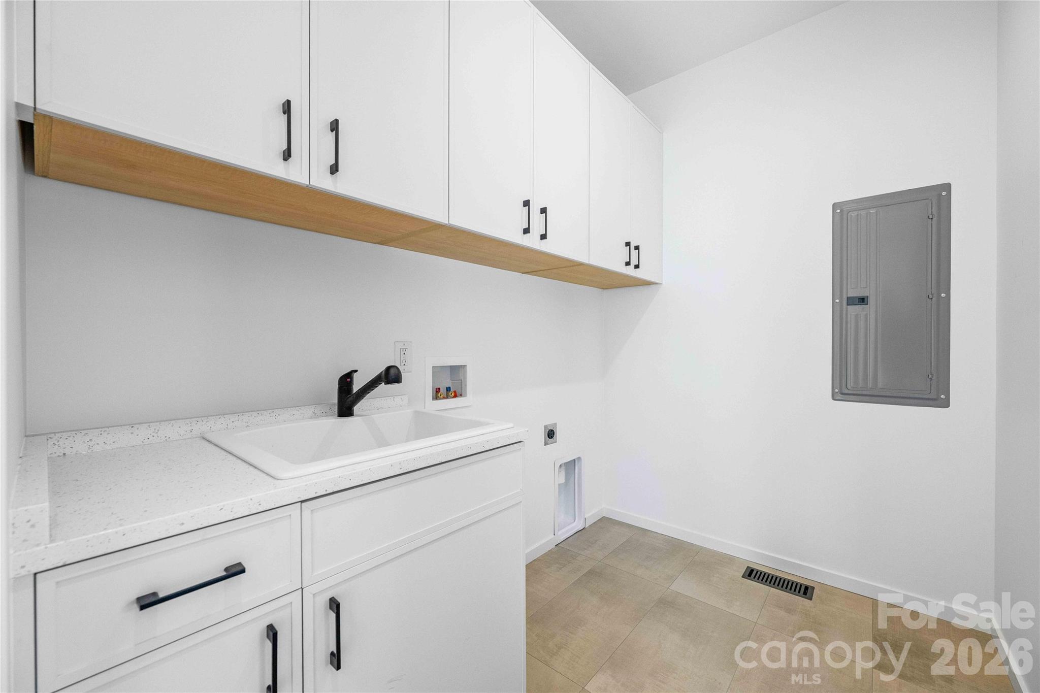 511 Wilma Dykeman Trail — Asheville