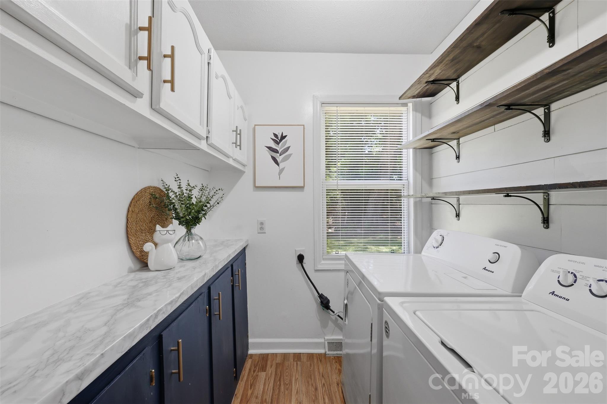 1320 Tom Fox Street — Morganton