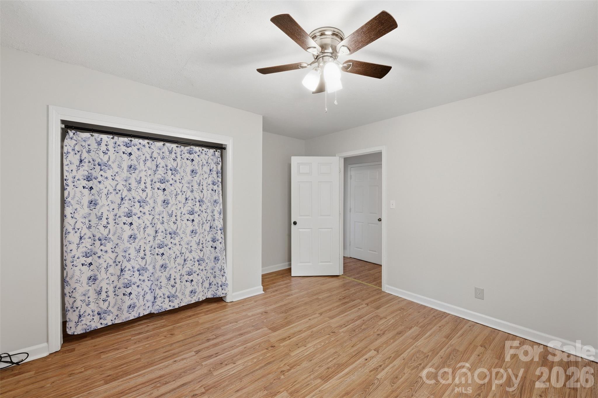 1320 Tom Fox Street — Morganton