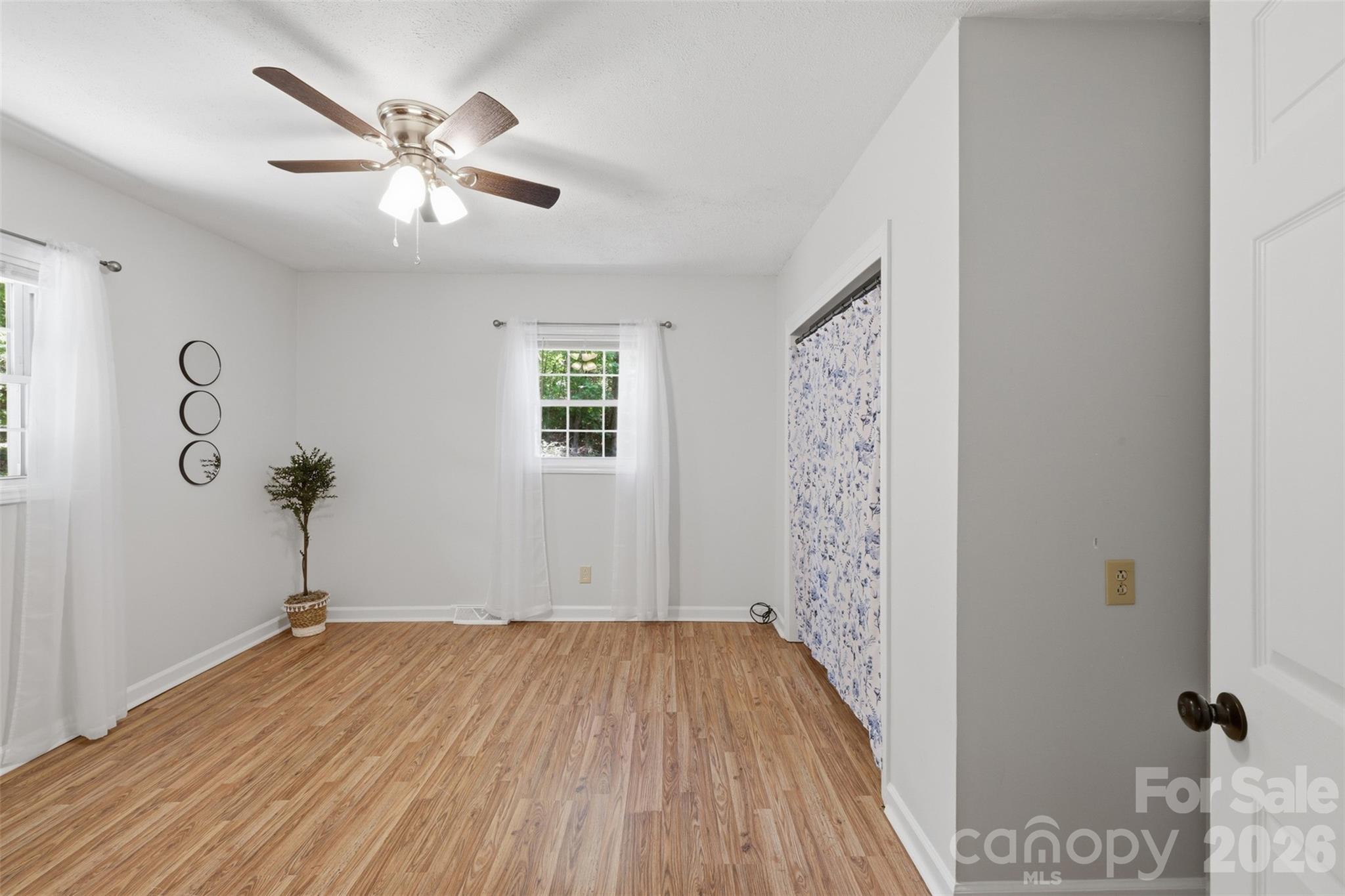 1320 Tom Fox Street — Morganton