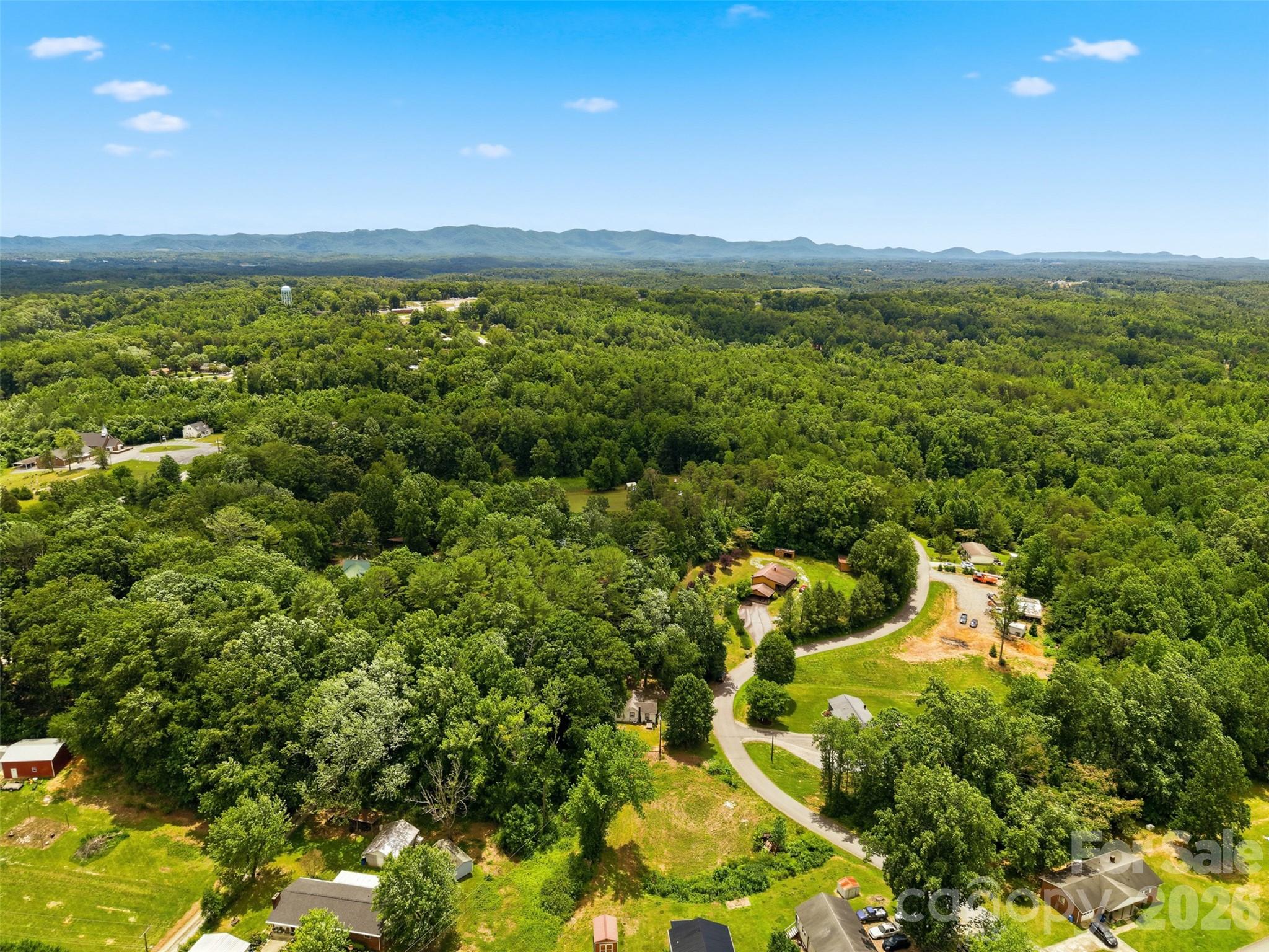 1320 Tom Fox Street — Morganton