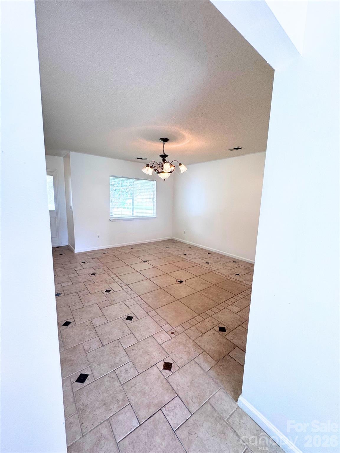 8082 Long Shadow Lane — Charleston