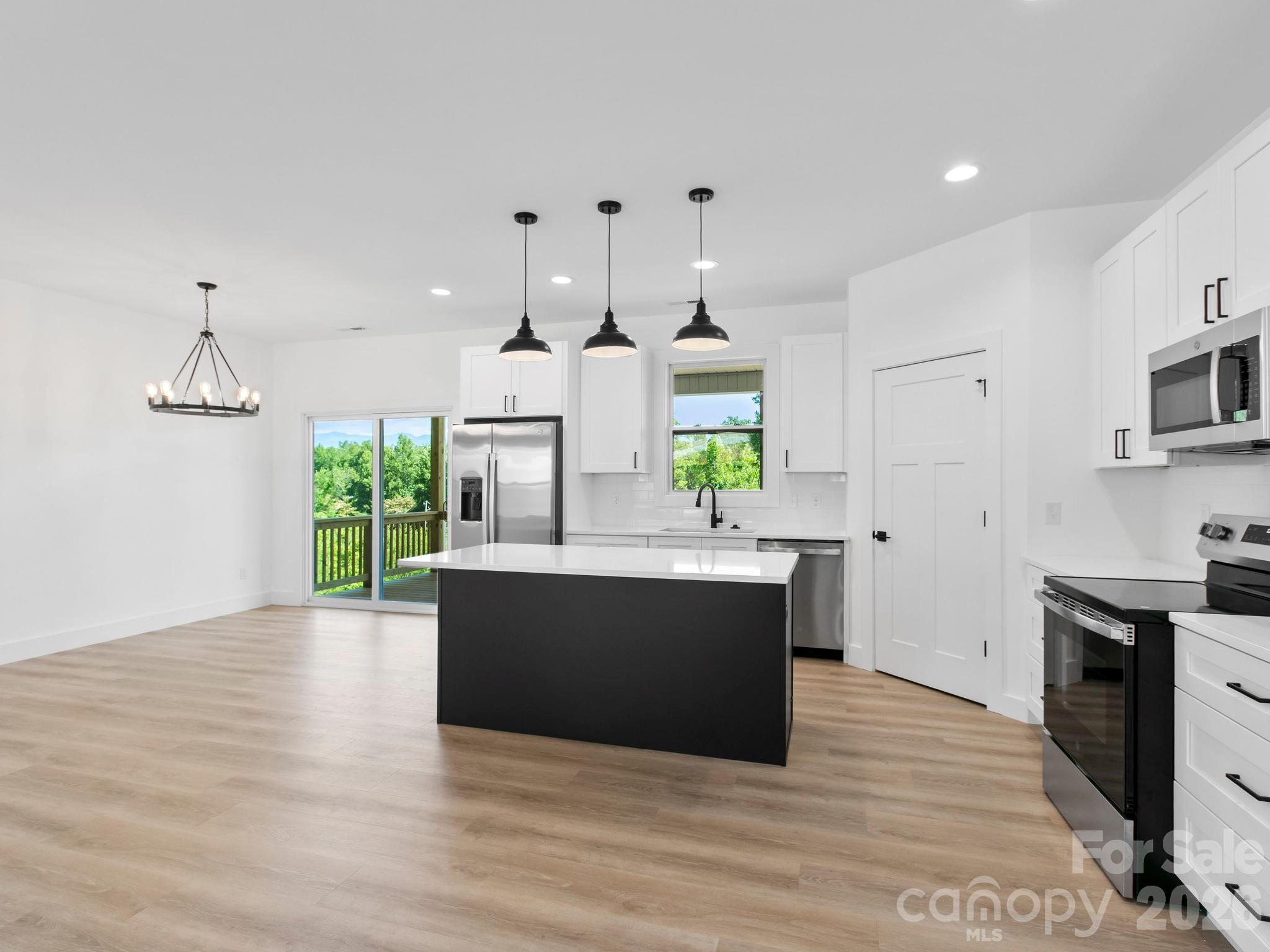 105 S Vineyard Village Drive — Old Fort