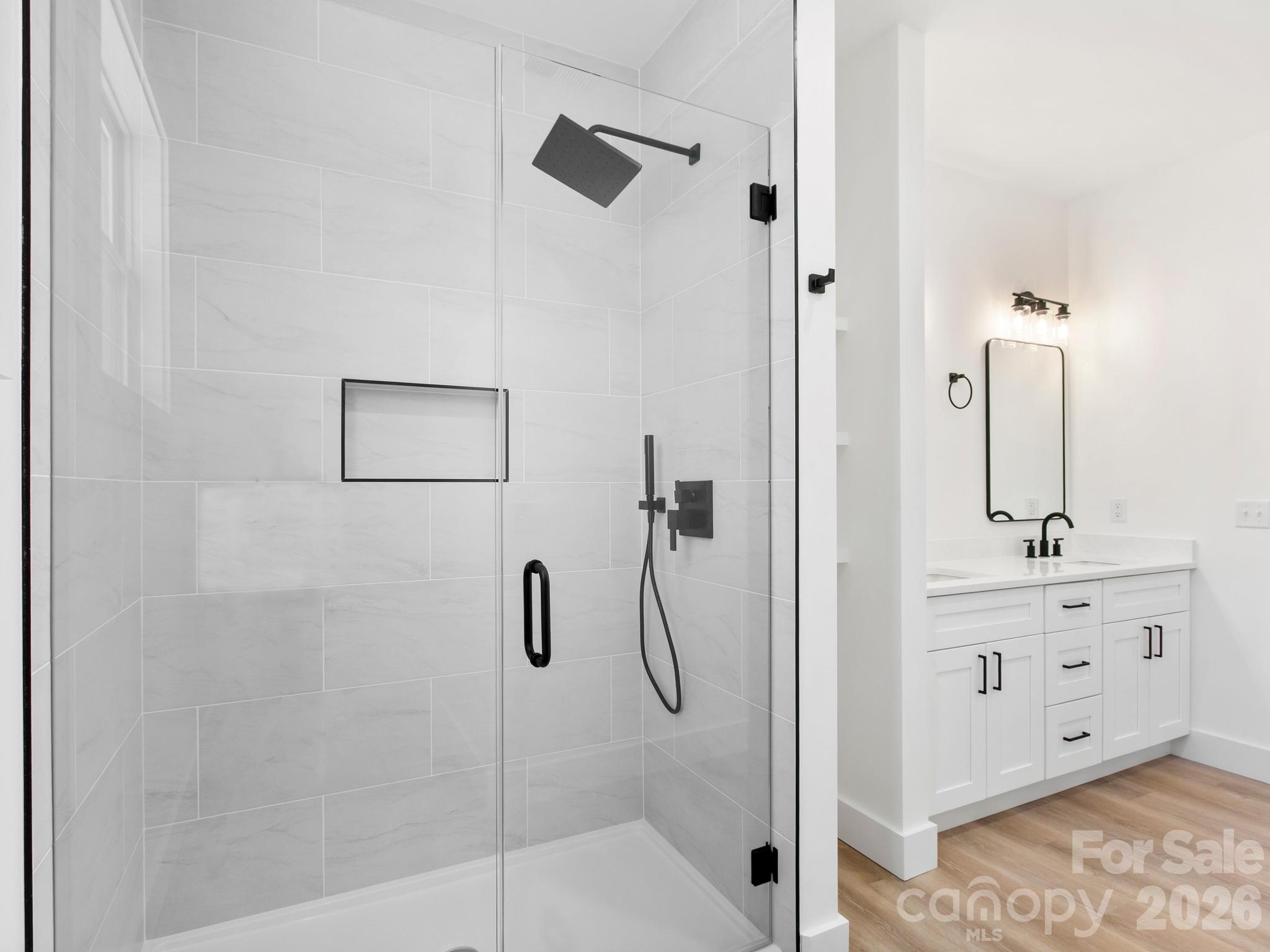 105 S Vineyard Village Drive — Old Fort