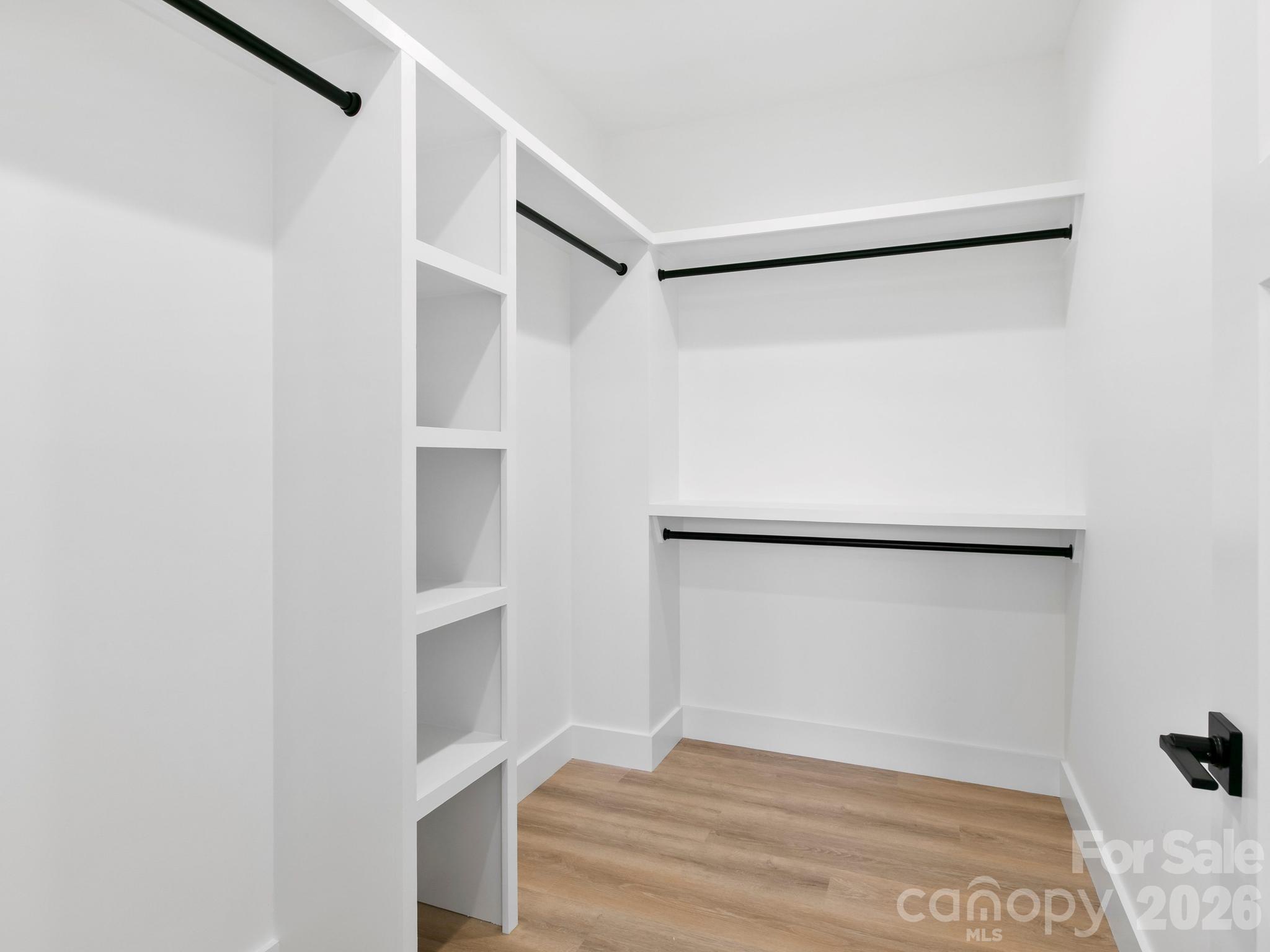 105 S Vineyard Village Drive — Old Fort