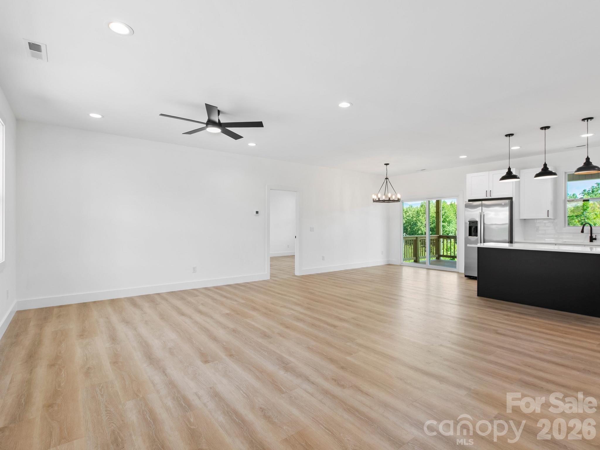 105 S Vineyard Village Drive — Old Fort