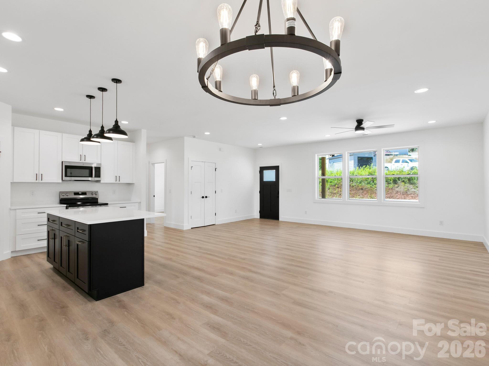 105 S Vineyard Village Drive — Old Fort