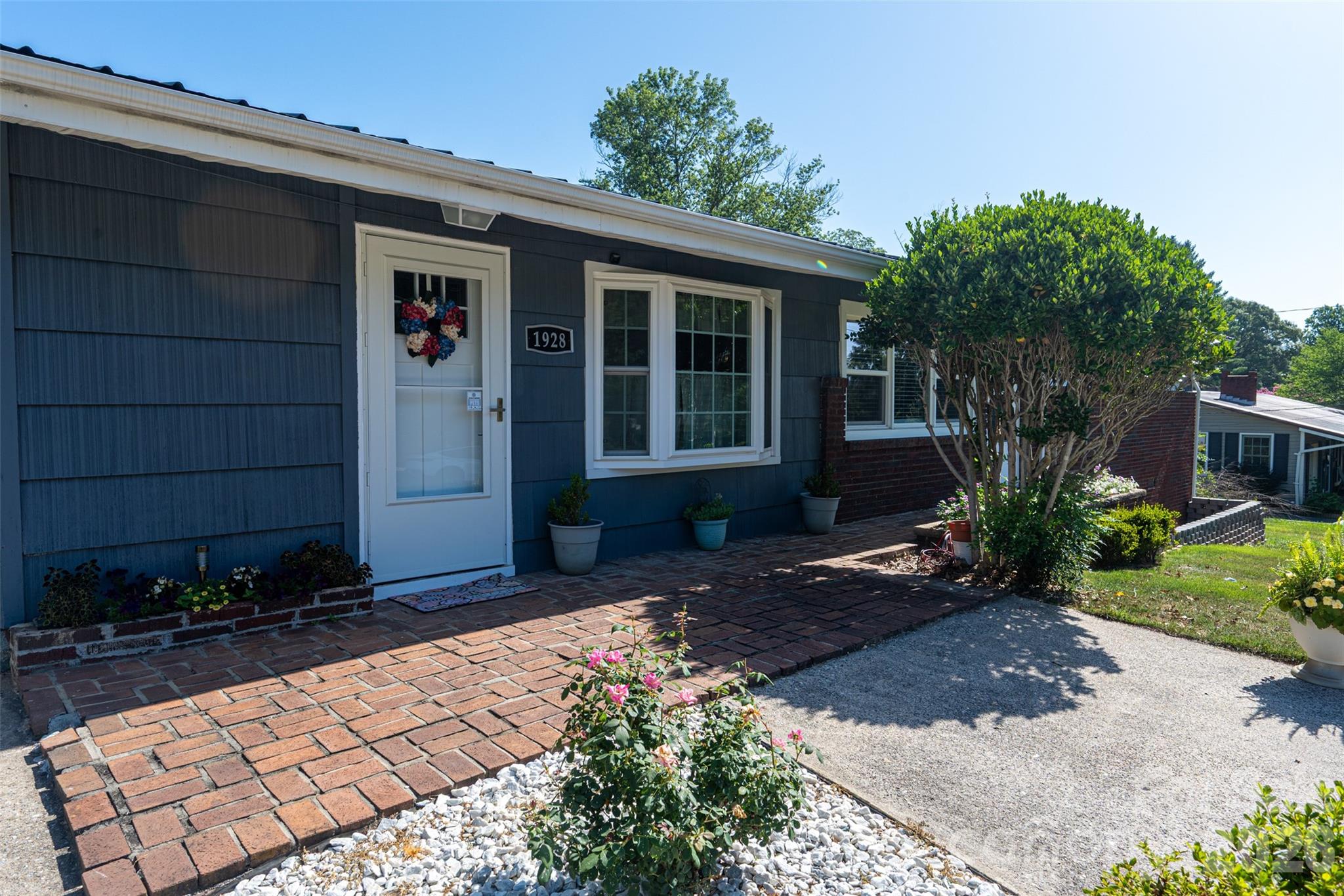 1928 Marigold Lane — Hudson