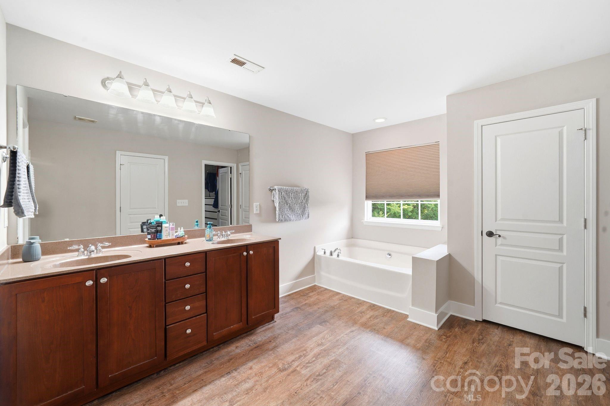 3585 Leighton Drive SW — Concord