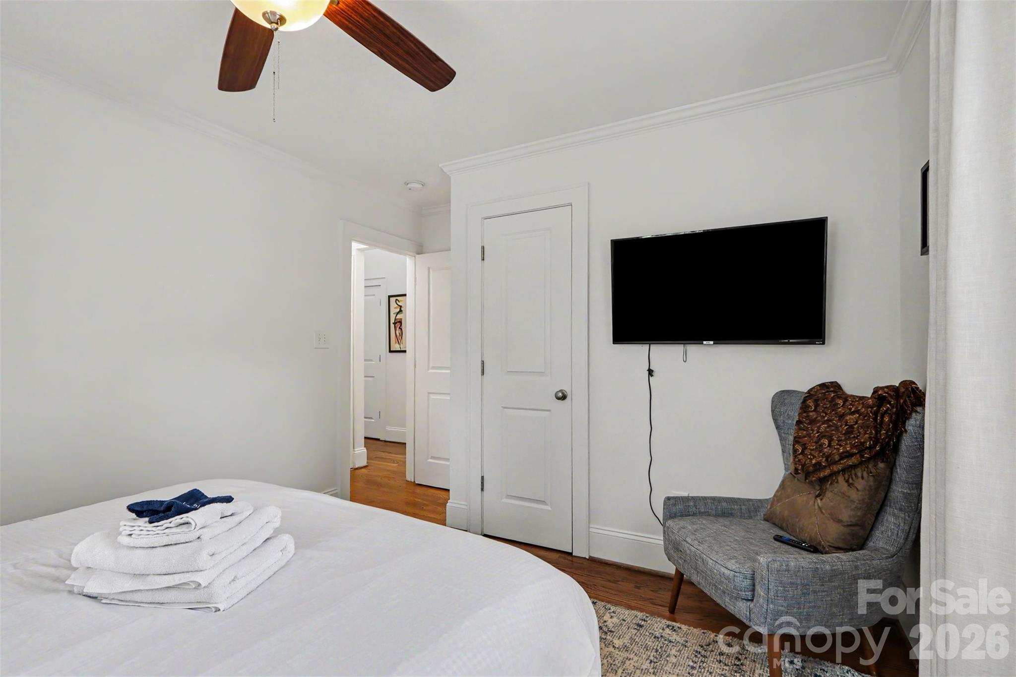 1013 Spruce Street — Charlotte