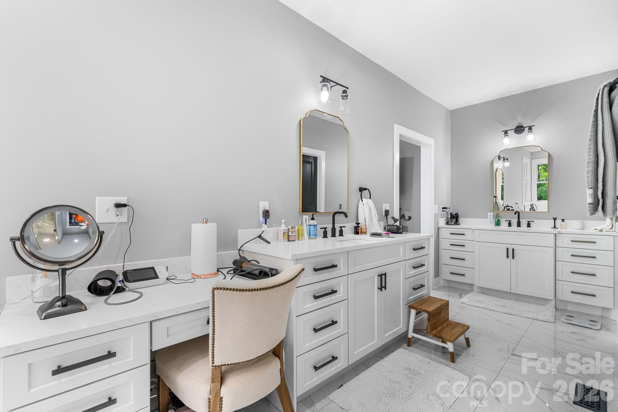 102 Gunpowder View Circle — Granite Falls