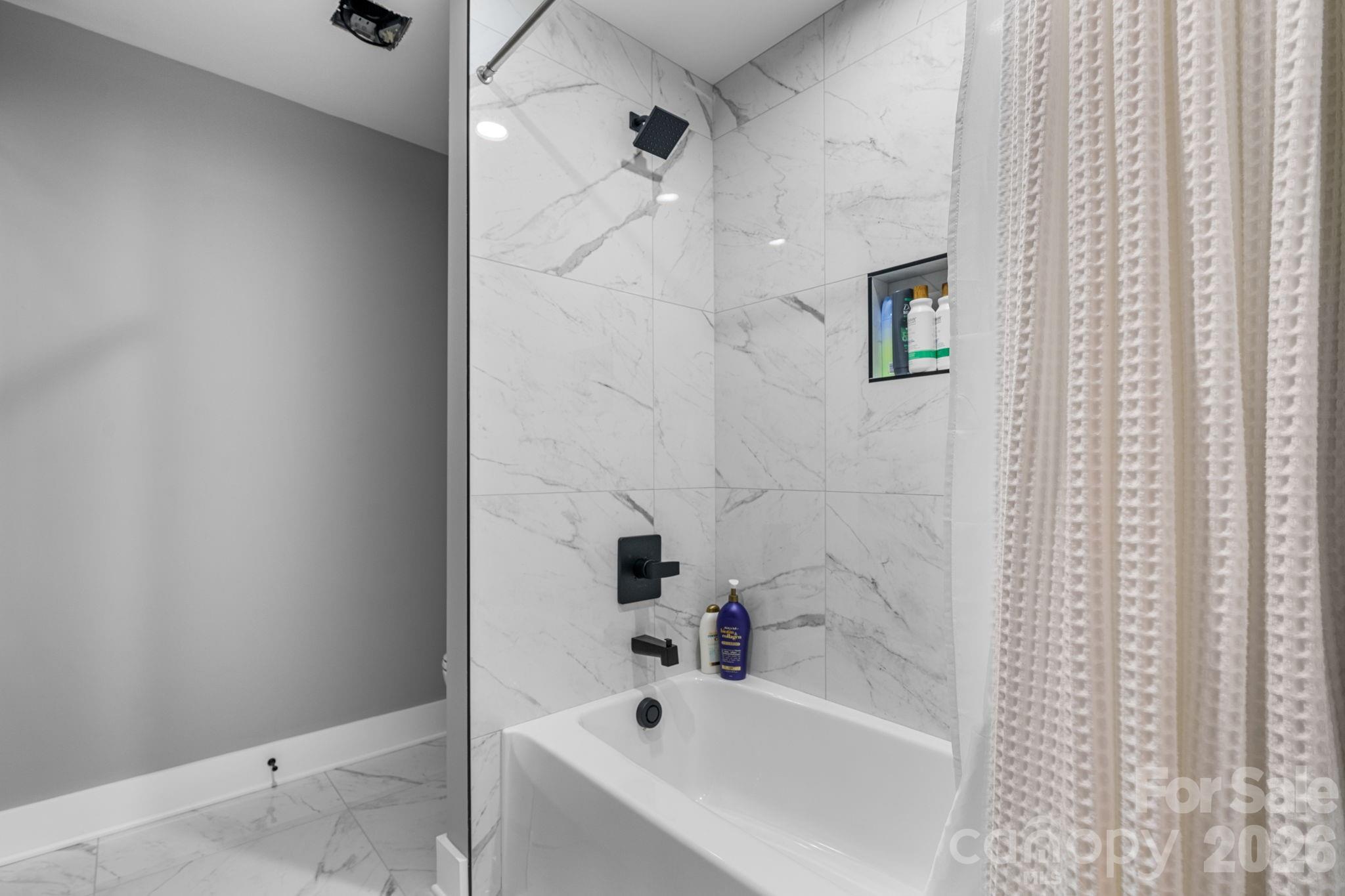 102 Gunpowder View Circle — Granite Falls