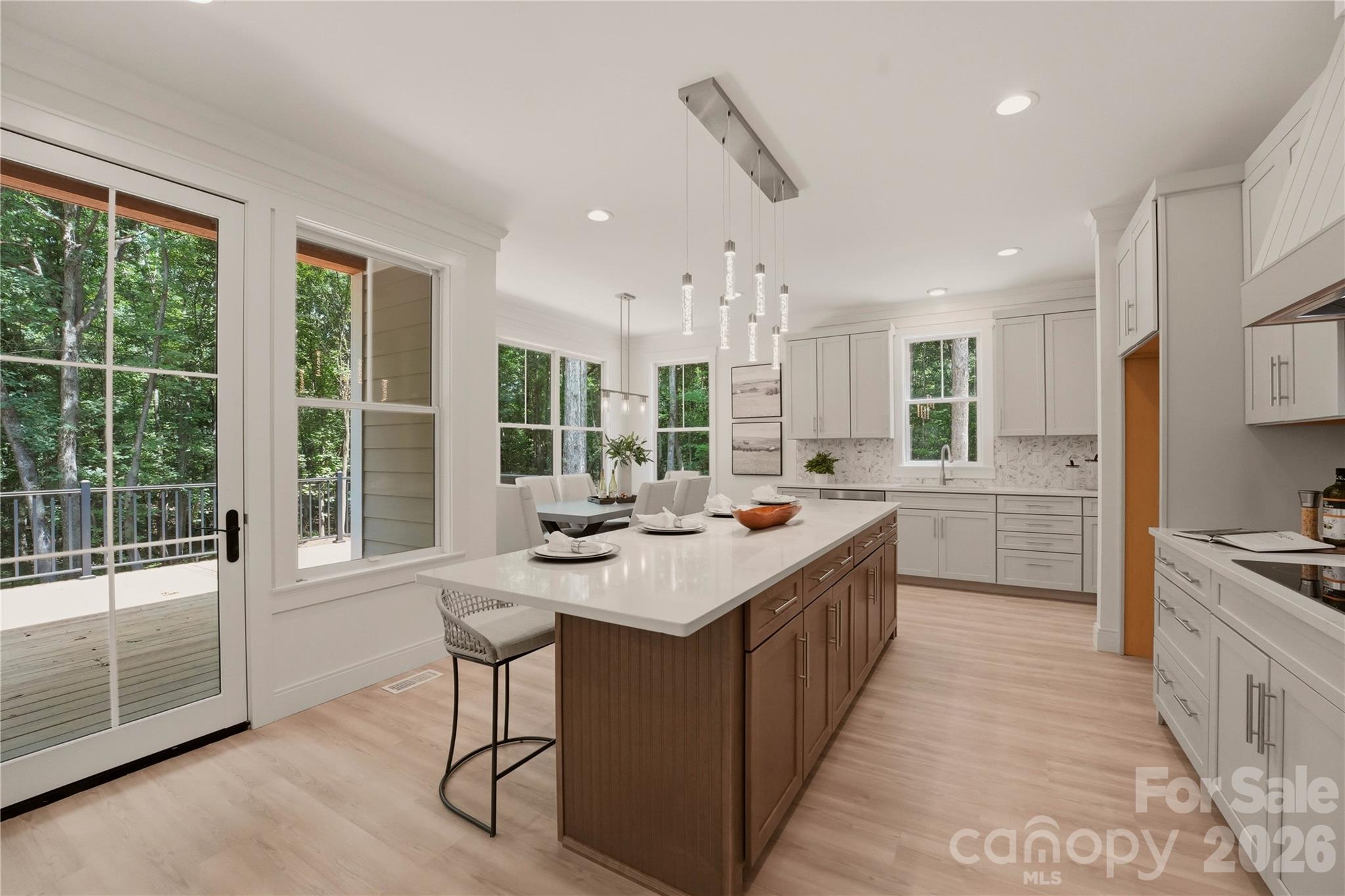 1701 Beechwood Lane — Monroe