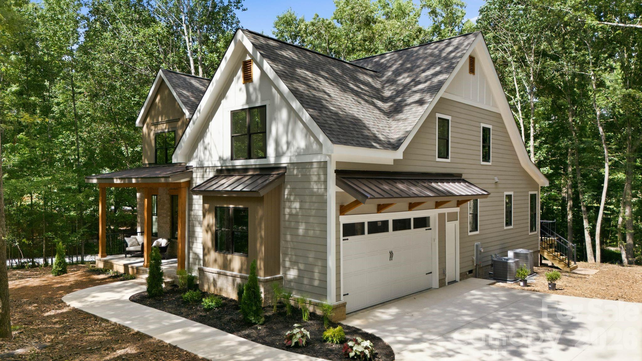 1701 Beechwood Lane — Monroe