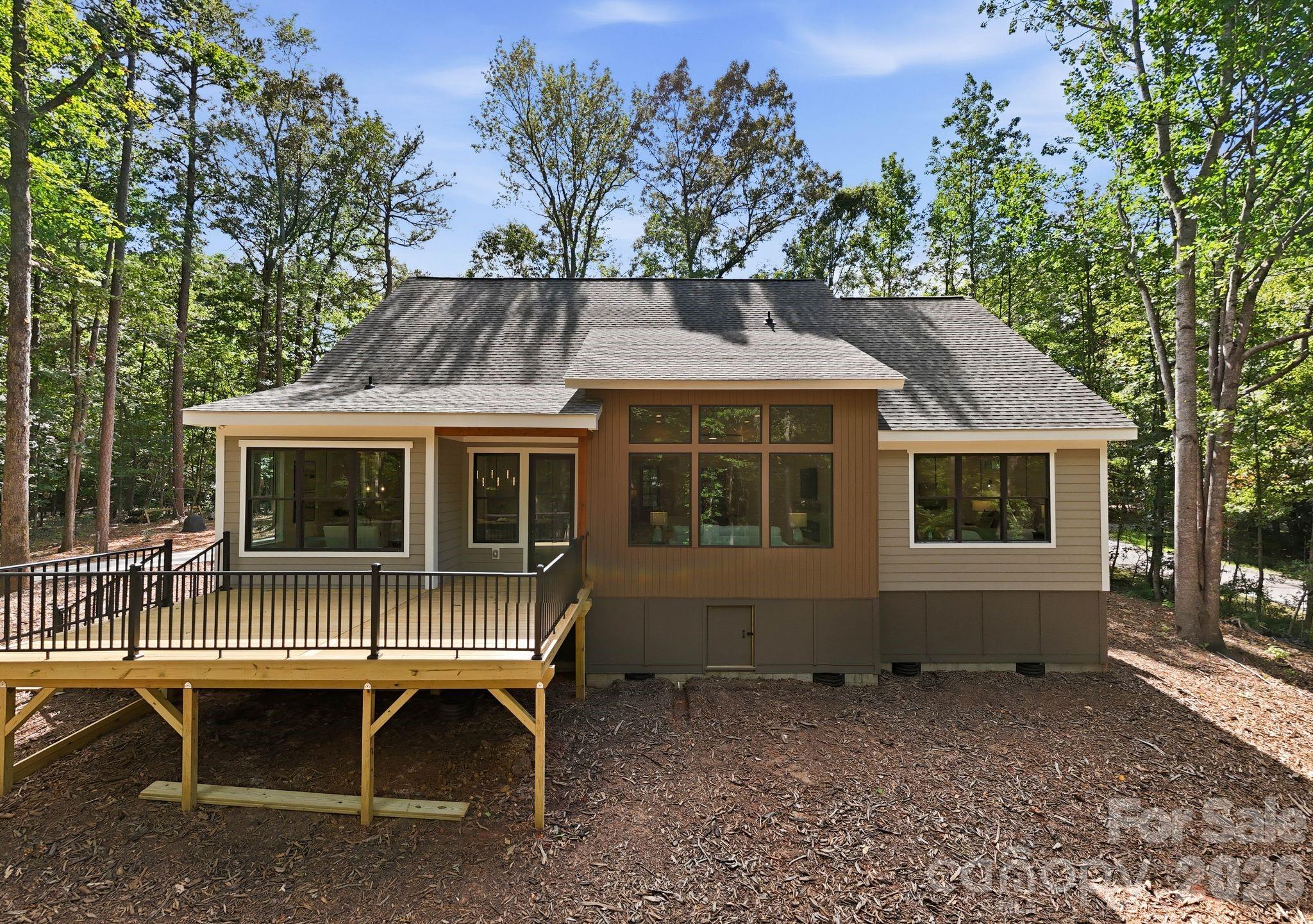 1701 Beechwood Lane — Monroe