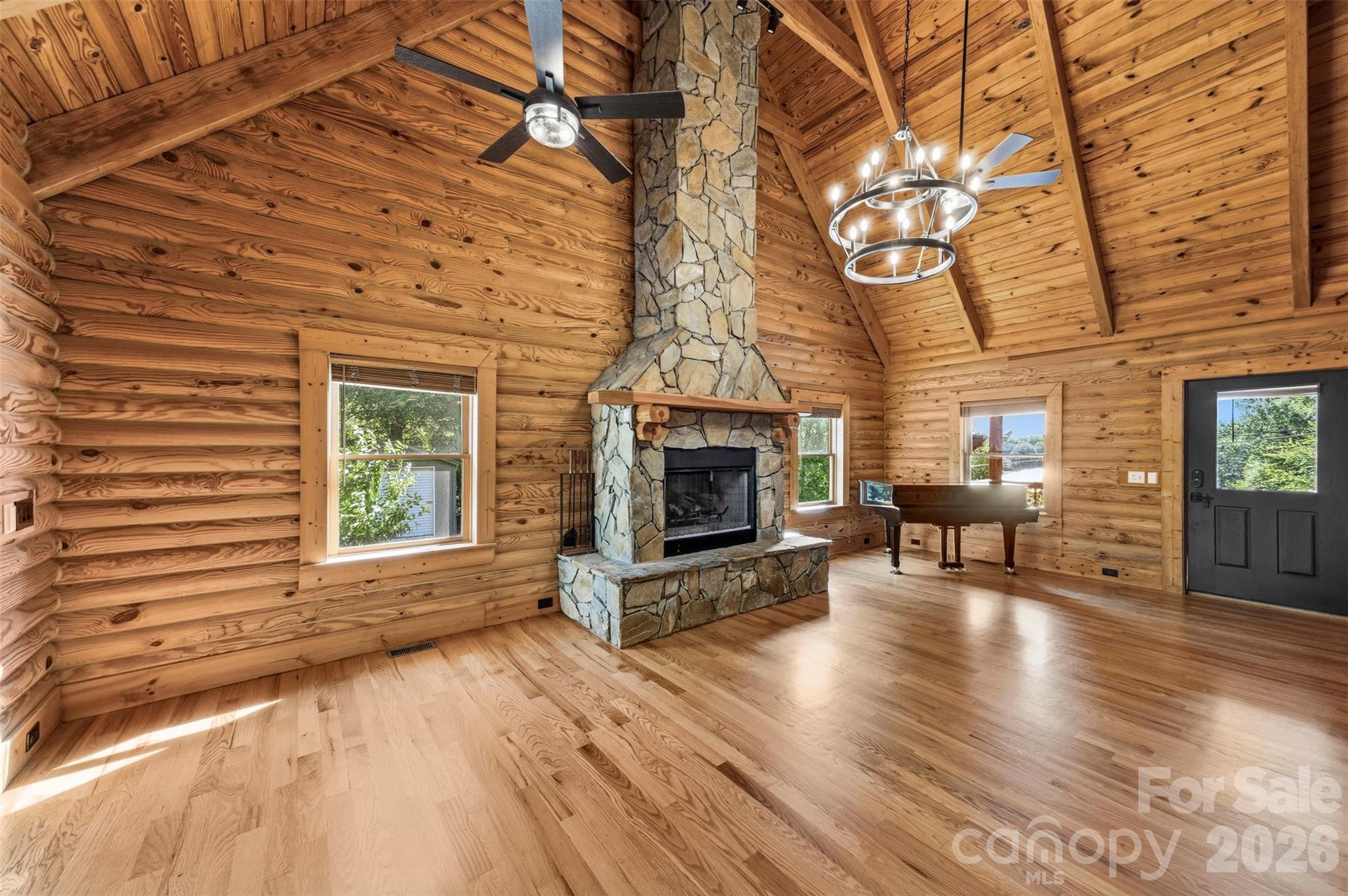 133 Folkstone Road — Mooresville