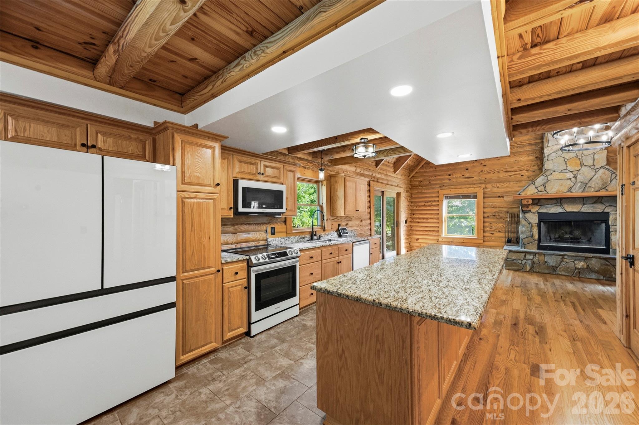 133 Folkstone Road — Mooresville