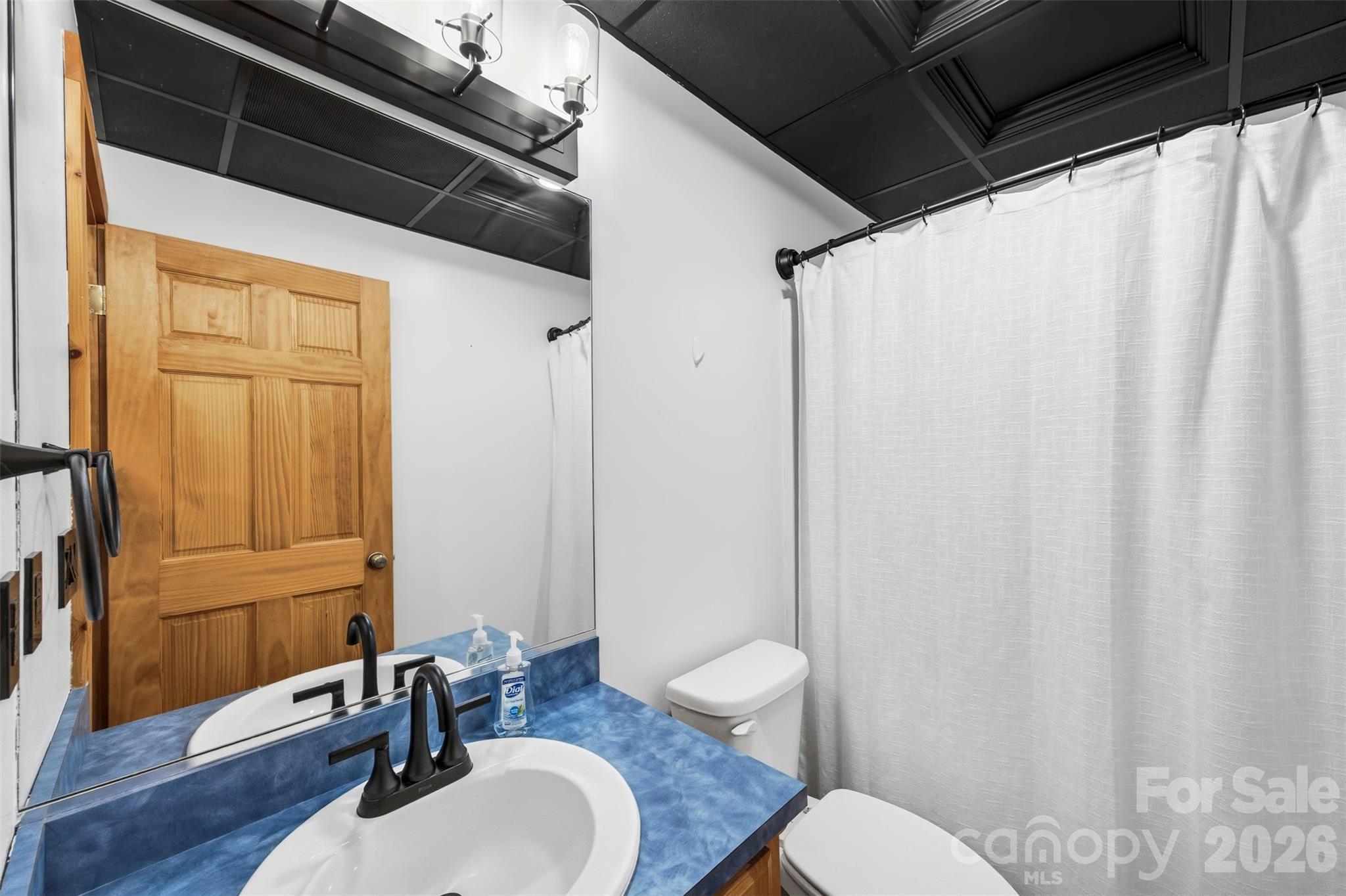133 Folkstone Road — Mooresville