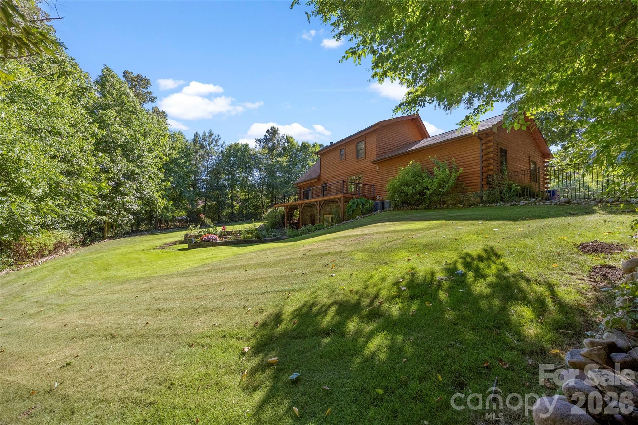 133 Folkstone Road — Mooresville