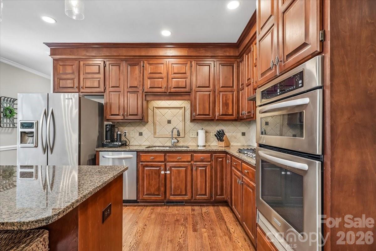 10516 Hollybrook Drive — Charlotte