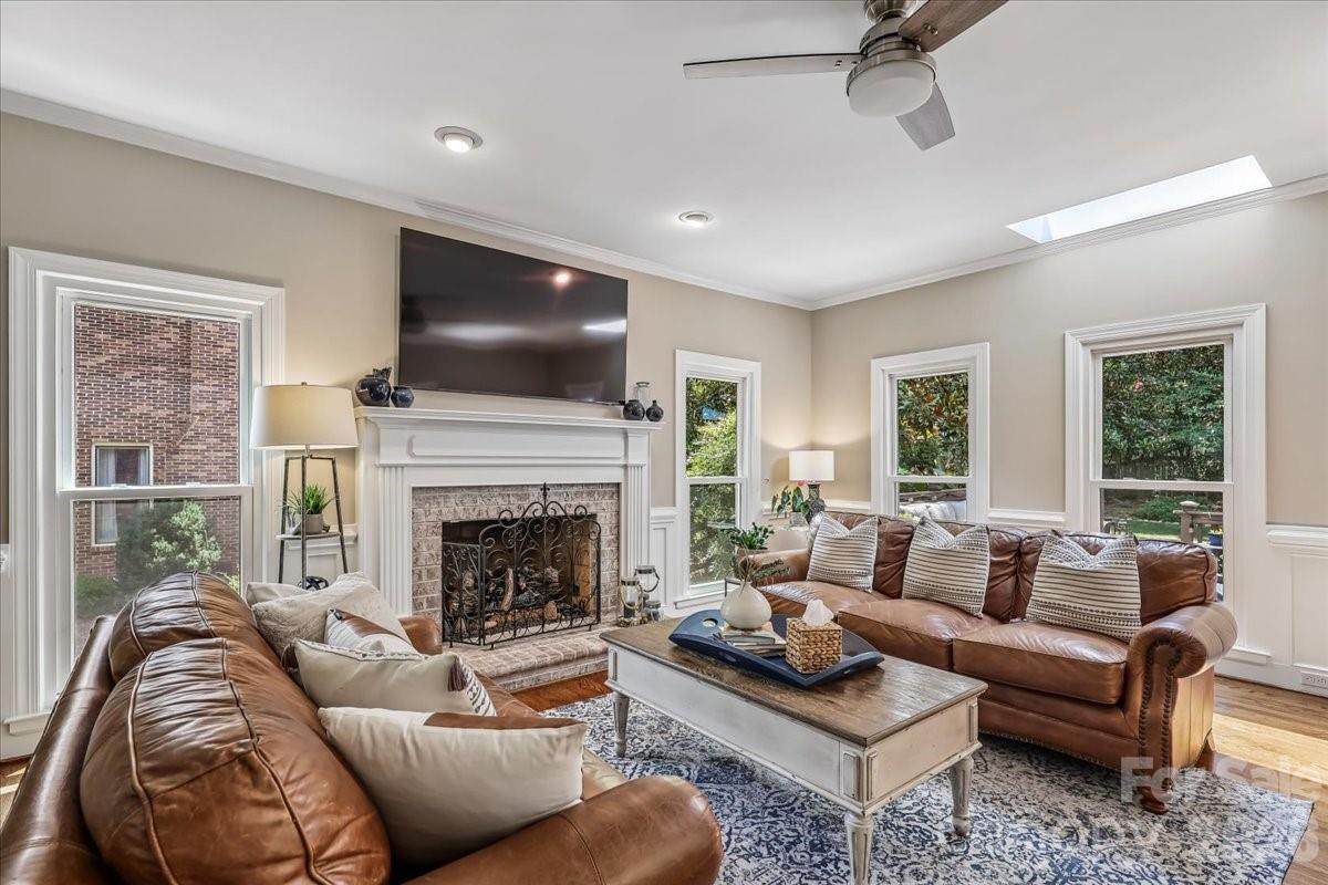 10516 Hollybrook Drive — Charlotte