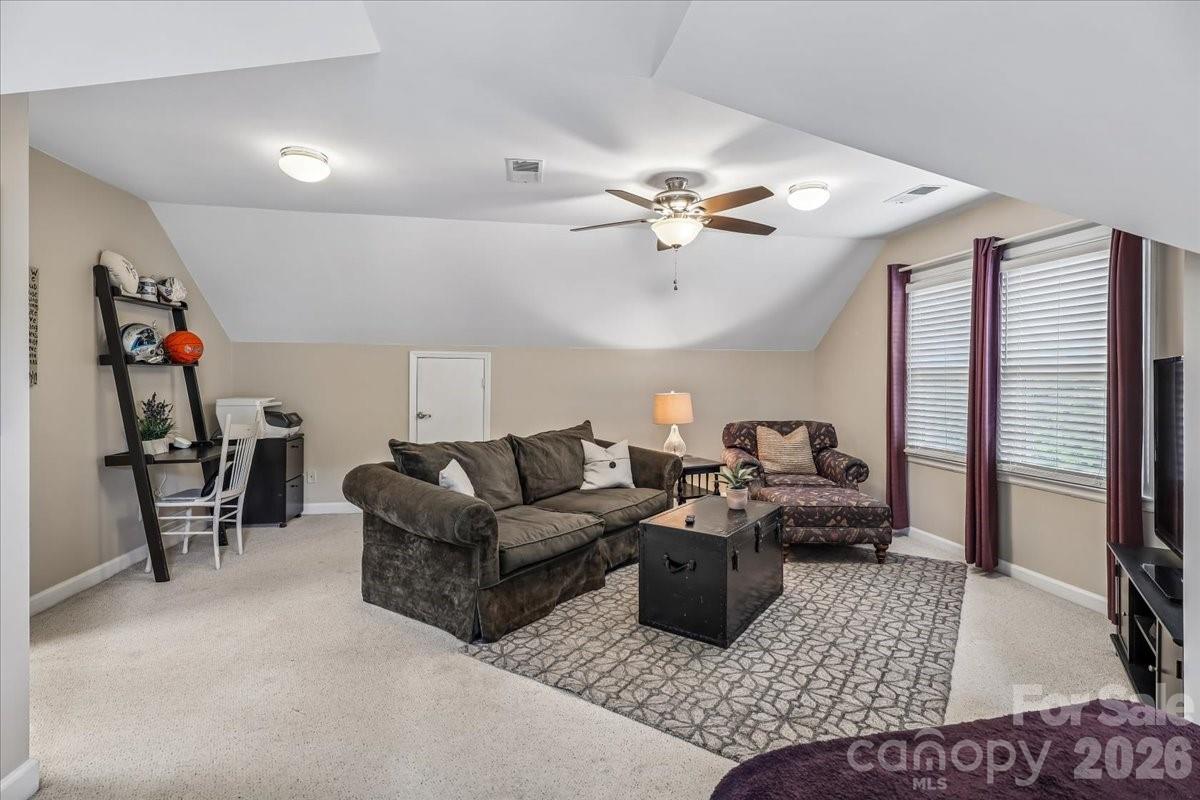 10516 Hollybrook Drive — Charlotte