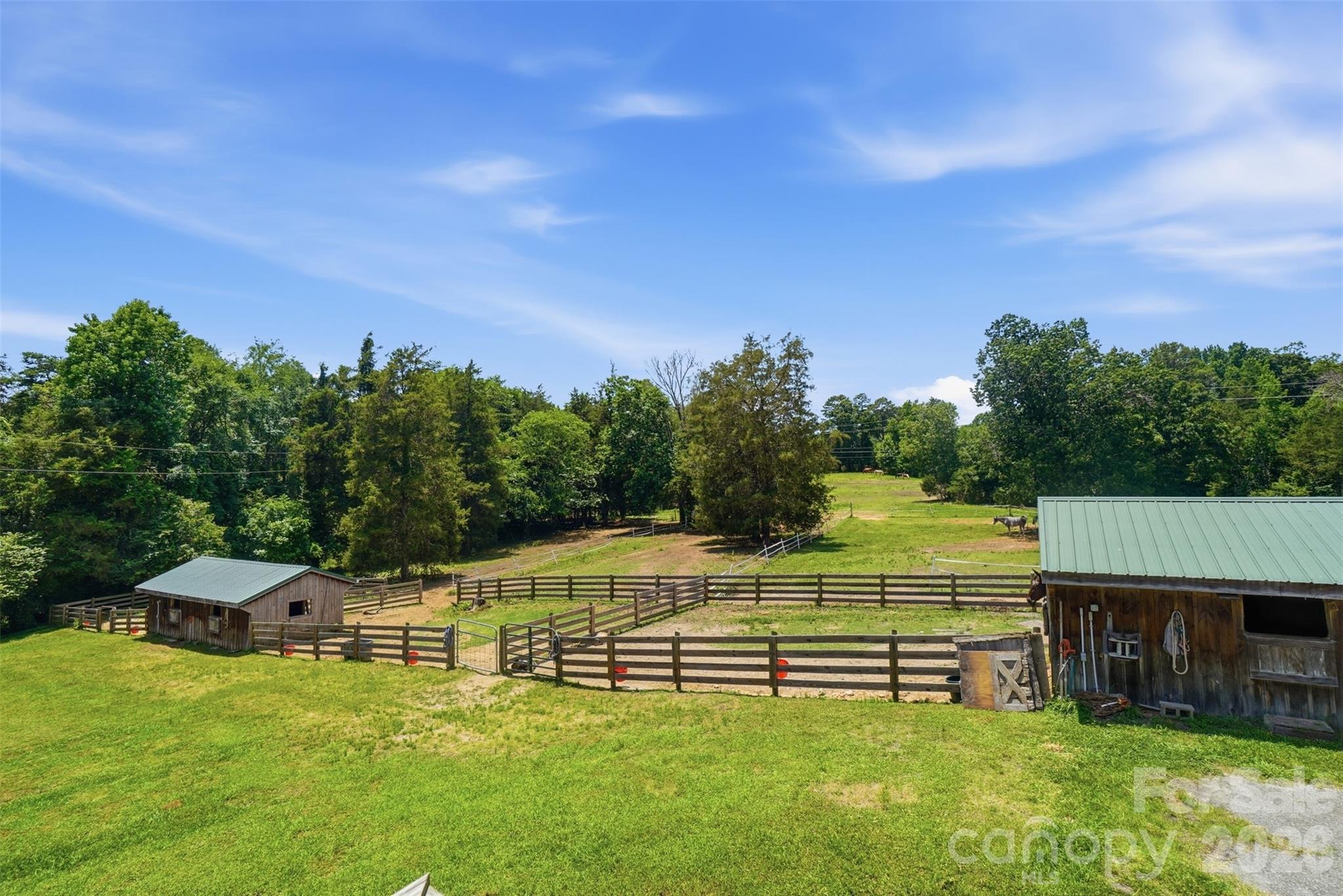 5835 Kreps Road — Clover