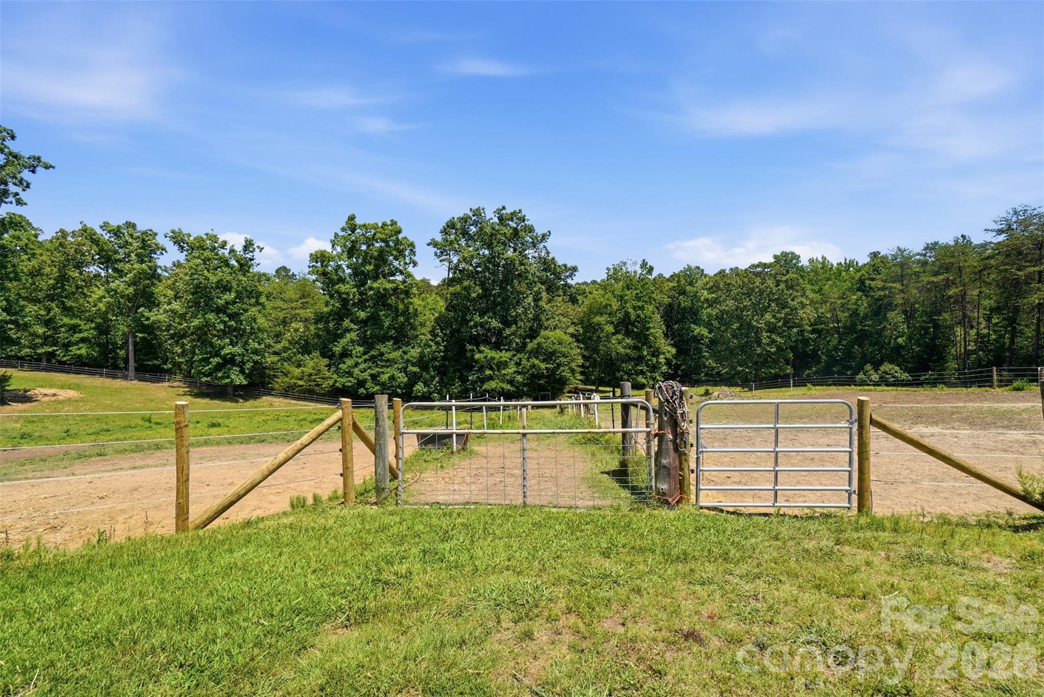 5835 Kreps Road — Clover