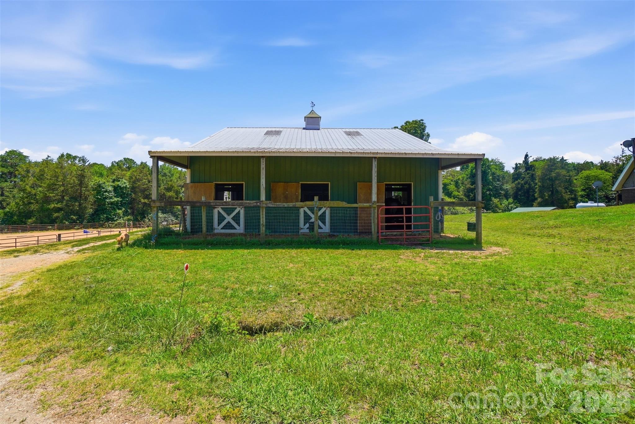 5835 Kreps Road — Clover