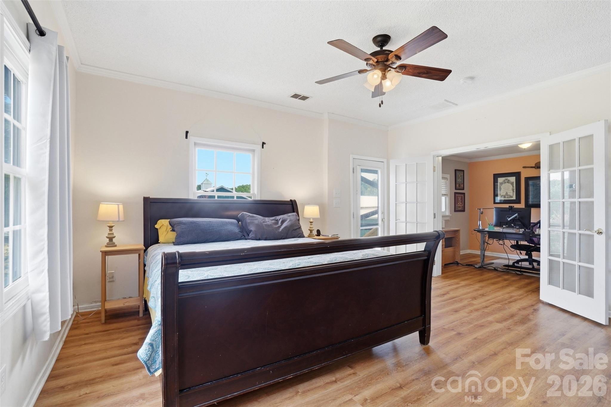 5835 Kreps Road — Clover