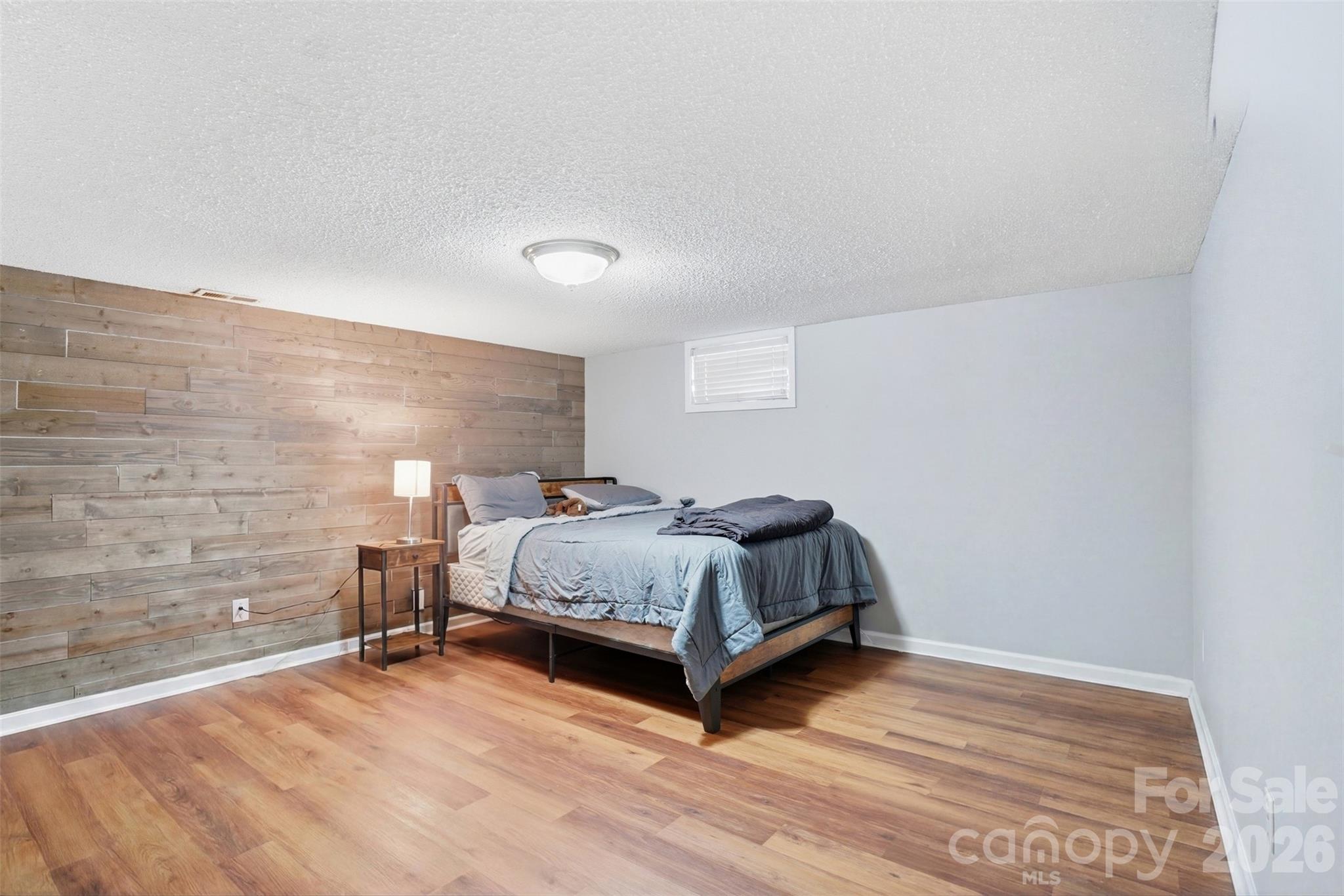 5835 Kreps Road — Clover