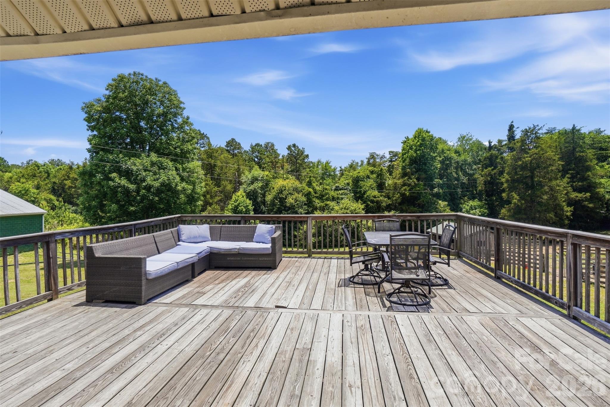 5835 Kreps Road — Clover