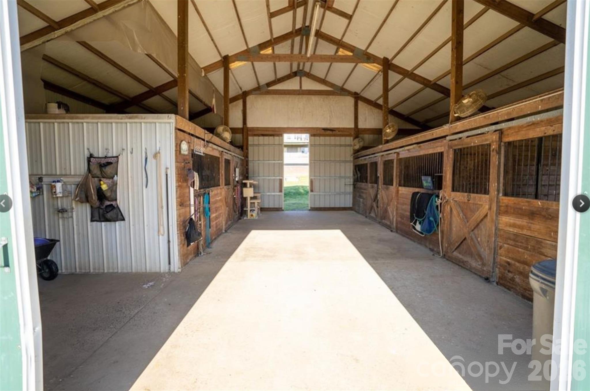 5835 Kreps Road — Clover