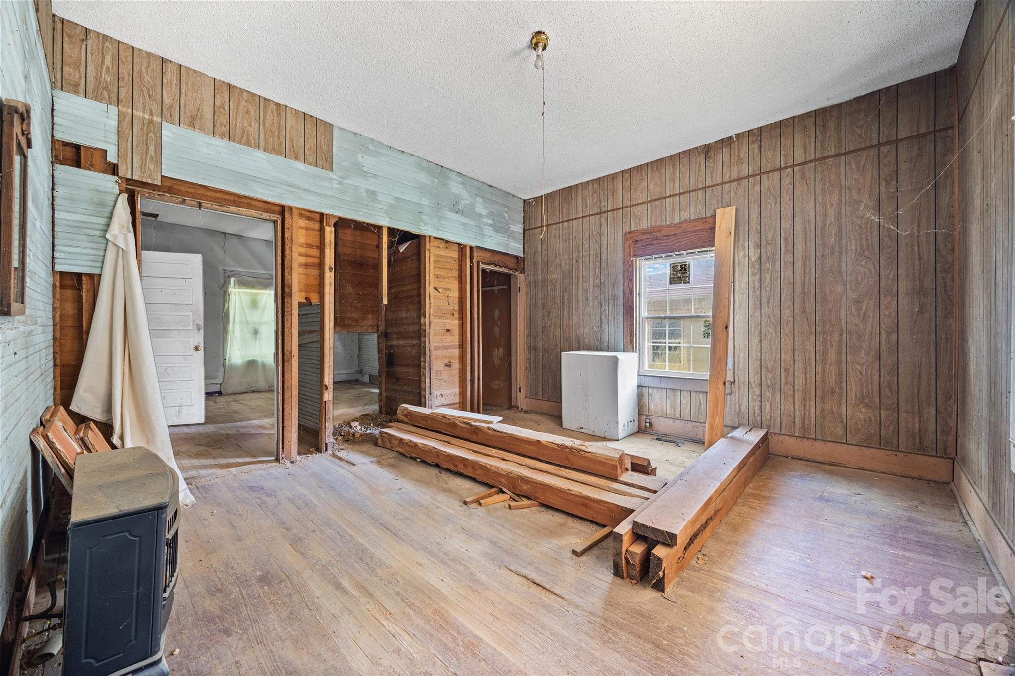 1415 Minter Road — Chester