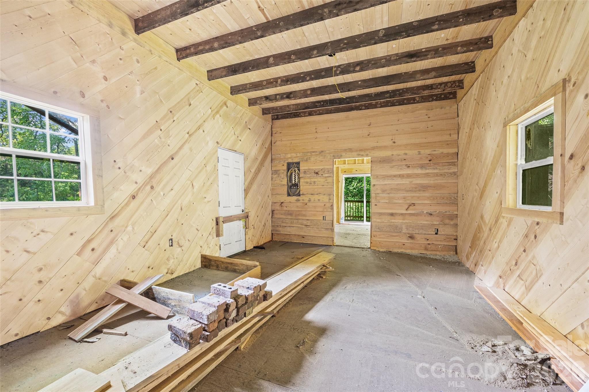 1415 Minter Road — Chester