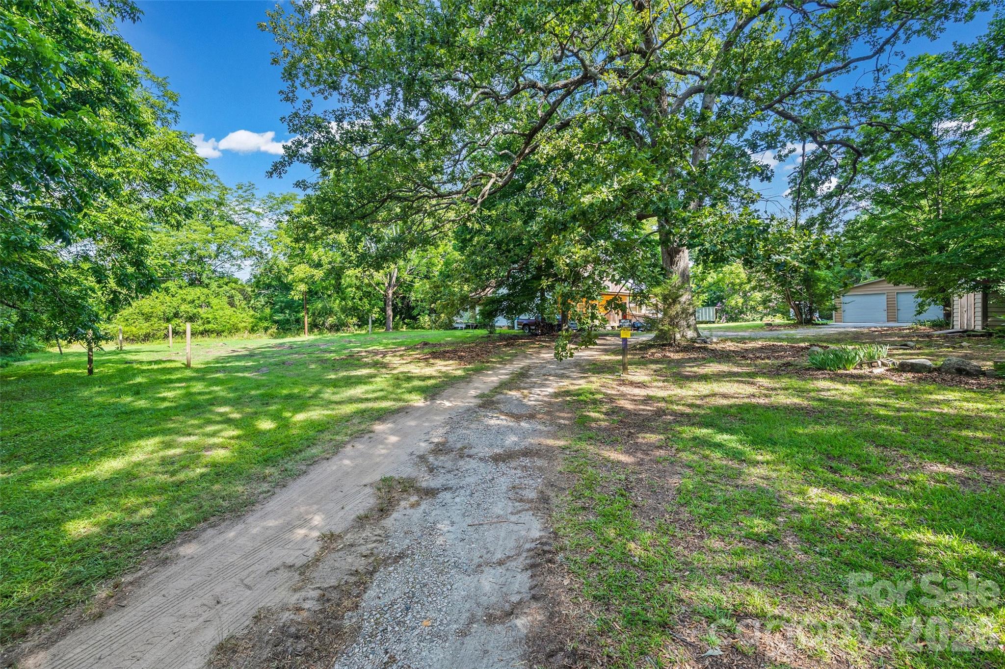 1415 Minter Road — Chester