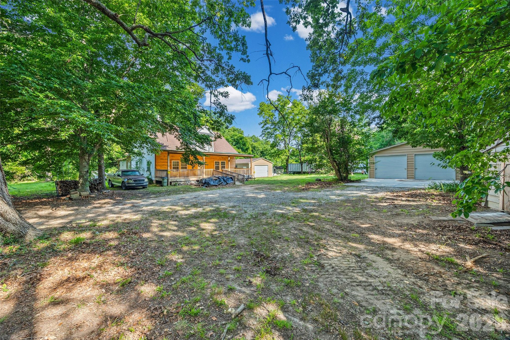 1415 Minter Road — Chester